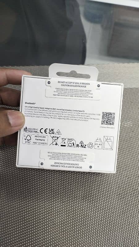 Samsung Galaxy Buds 3 1