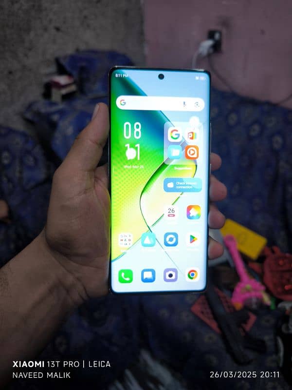Note 40 pro 12+12/256 with wireless charger 1