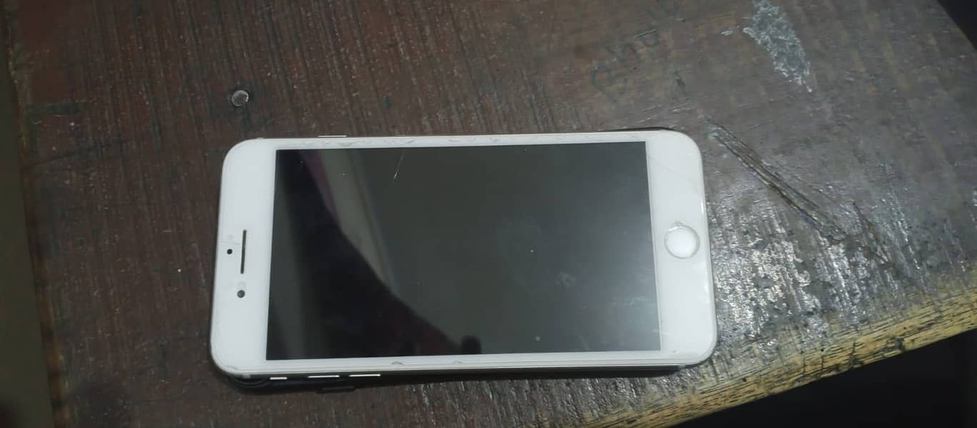 Iphone 8 plus only whatsapp phone no 03335362329 2