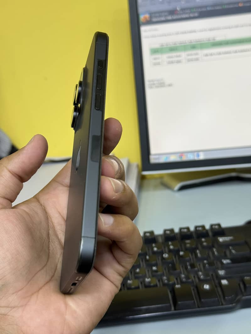 iphone 15 pro max 256 waterpack 7