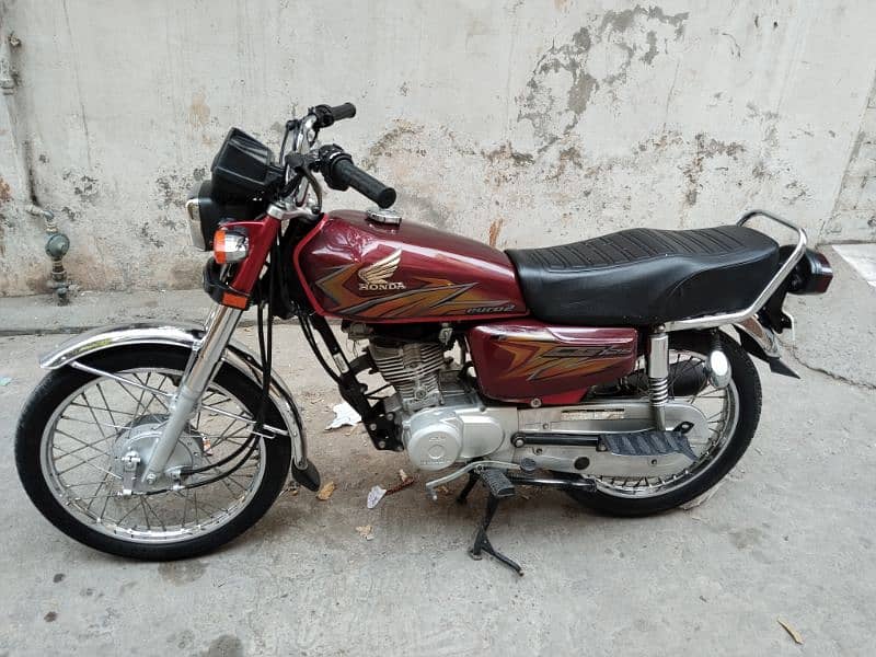 HONDA 125 / Model 2021 / Red Colour With Good Condition And Drive 0