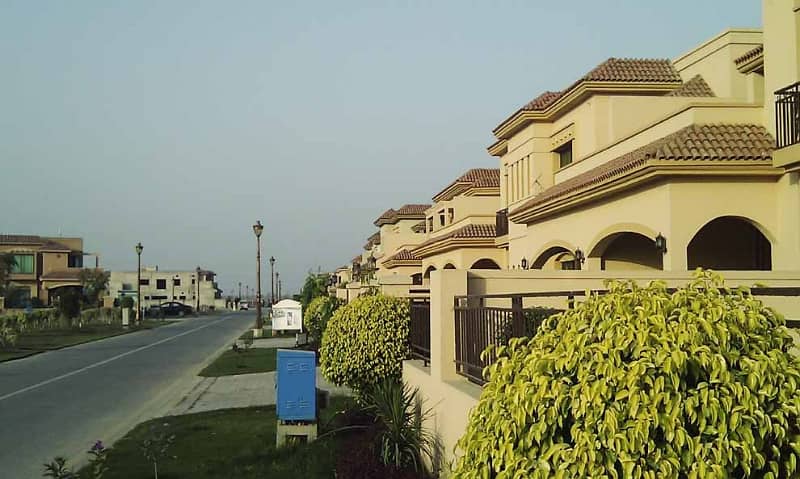 10 marla plot available for sale very good location 2