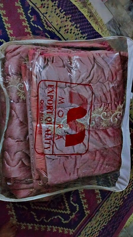 11 pics New valvet embroidery birdel bedsheets for sale 1