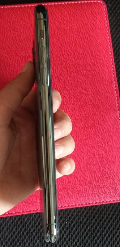 IPhone 11 Pro Max for sale 4