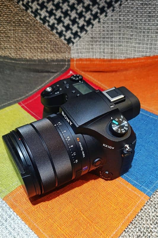 Sony RX10 Mark Iv 5