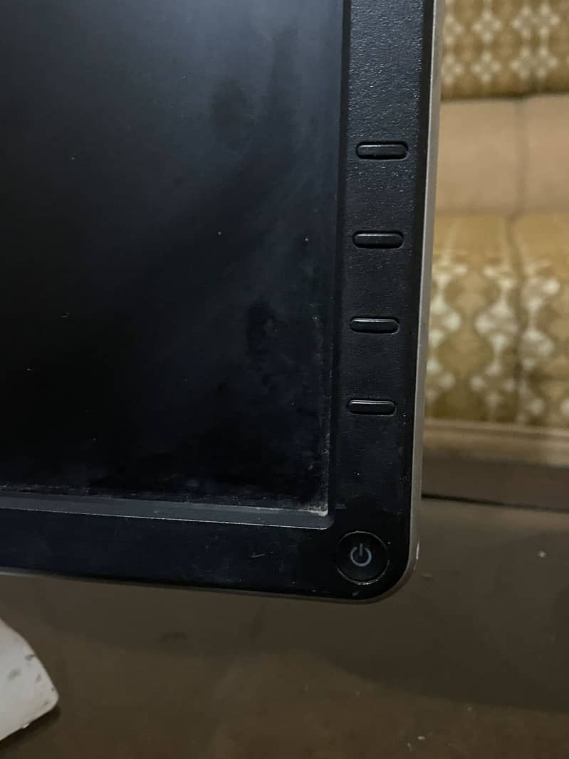 24inch led extra slim 4