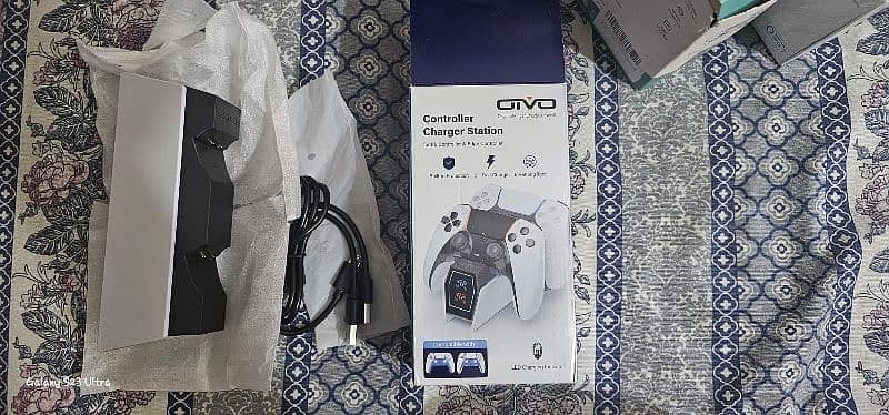 PS5 Controller Charger Station OIVO 1