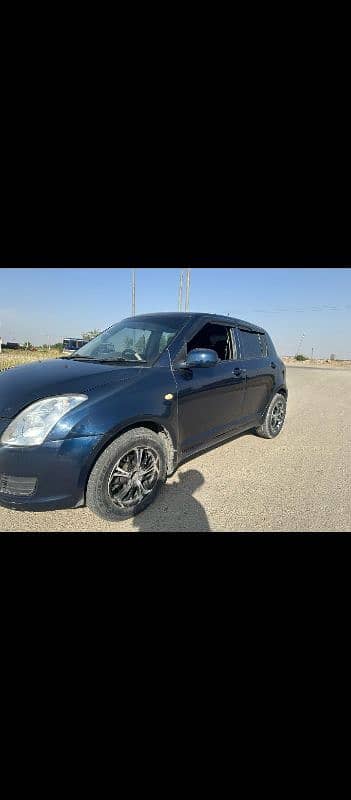 Suzuki Swift 2012 1