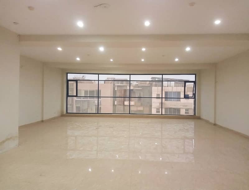 8 Marla Office Available in DHA Lahore, Phase 6, 0