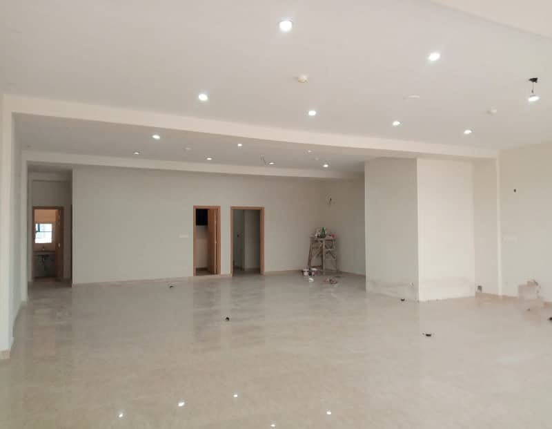 8 Marla Office Available in DHA Lahore, Phase 6, 1