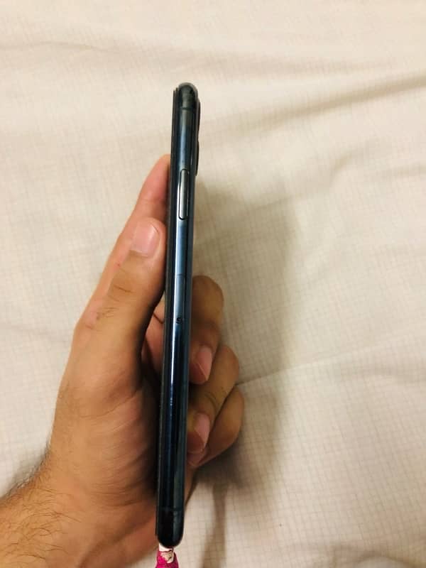iphone 11 pro max 1