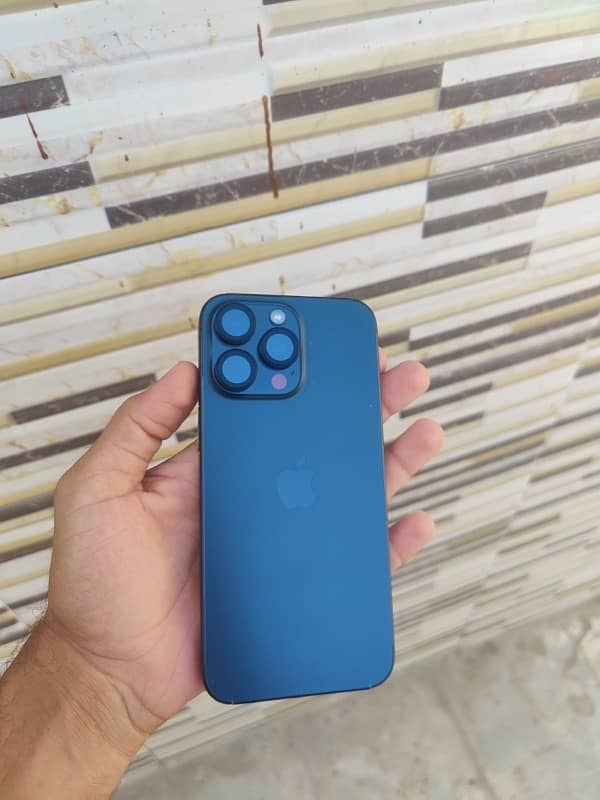 iphone 15 pro max 1
