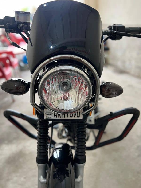 Suzuki gs150se 2022 model 1