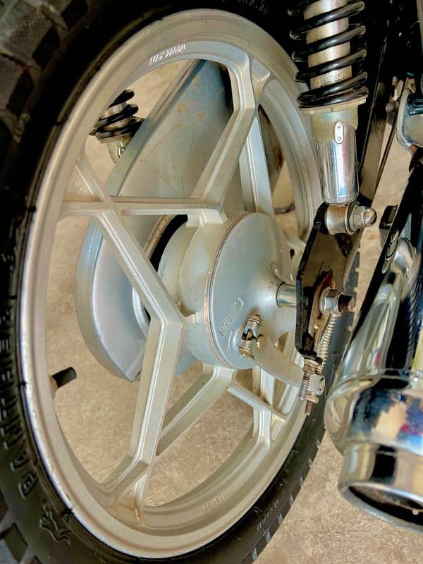 Suzuki gs150se 2022 model 7