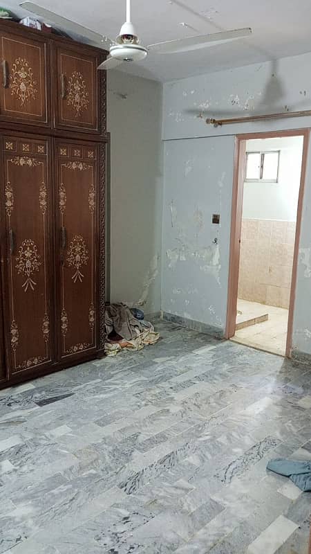 3 BEDS DRAWING DINING BOUNDARY WALL FLAT 12