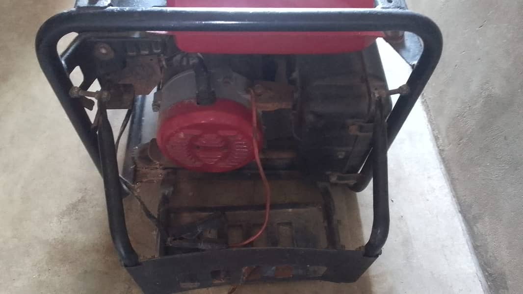 I CAN SEAL MY 7 KV HONDA GENERATER 3