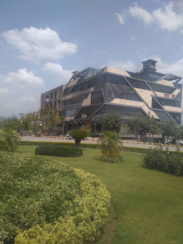 10 Kanal Block B Farmhouse Plot For Sale Gulberg Greens 9