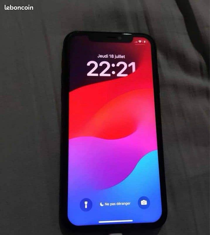 Apple iPhone 11 0