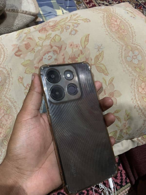 Infinix smart 7 4/64 0