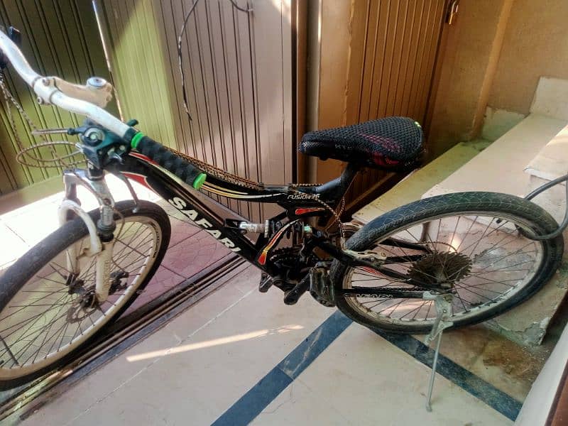good condition strong bicylce double shock 1