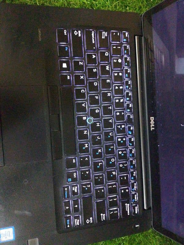 i5.7th Generation . Dell Latitude 7480 1