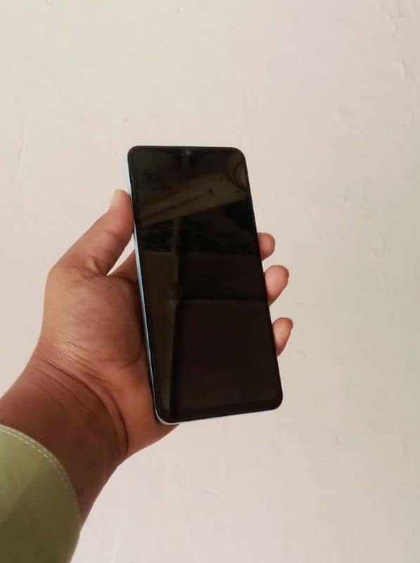 Realme Not 50 4/128 1