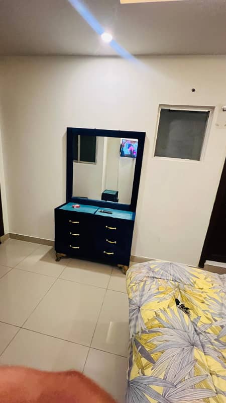 One bedroom fully furnished for short term weekly long term for rent 6