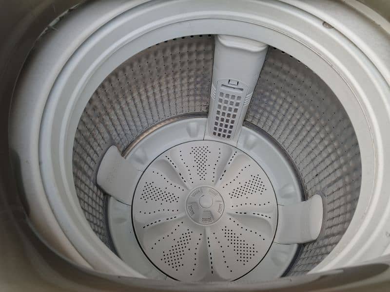 Haier fully automatic 12 kg washing machine 2