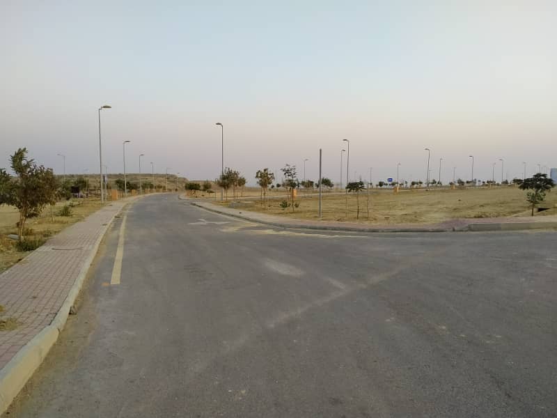 125 Sq Yd Plot for Sale in Precinct 14 Allotment in Hand Bahria Town Karachi Location: Precinct 14, Bahria Town Karachi Plot Size: 125 Sq Yards Status: Allotment in Hand Demand: [33 Lacs] 2