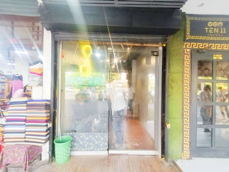 Get A Prime Location 392 Square Feet Shop For Sale In Barkat Market 9