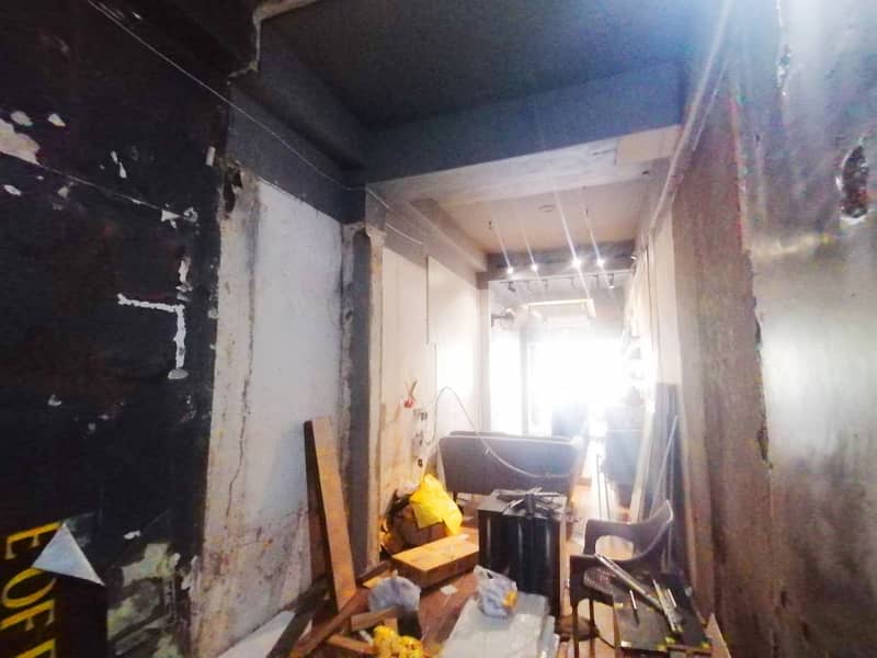 Get A Prime Location 392 Square Feet Shop For Sale In Barkat Market 11