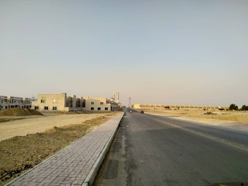 125 Sq Yd Residential Plot in Precinct 31, Bahria Town Karachi Allotment in Hand 4