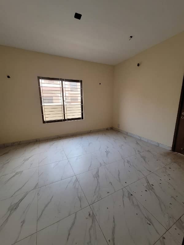 Chapal Uptown 160 Square Yards House Up For rent 7