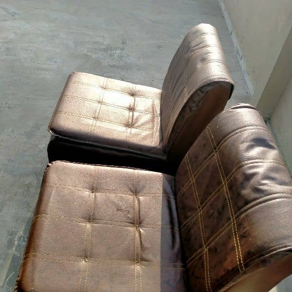 10/8 condition interested people contect me 0