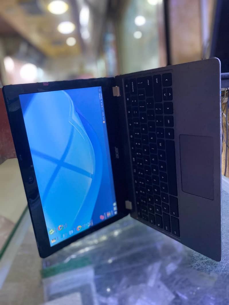 Acer Chrome Book (Windows 10) 1