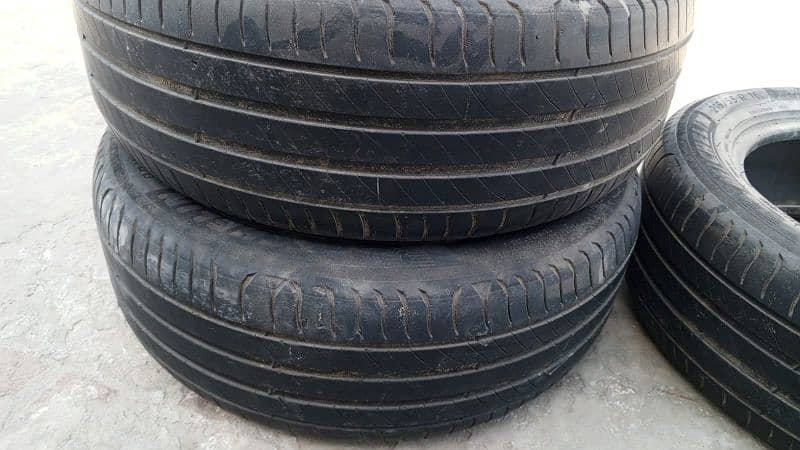Tyre Michelin 16 nombr 0