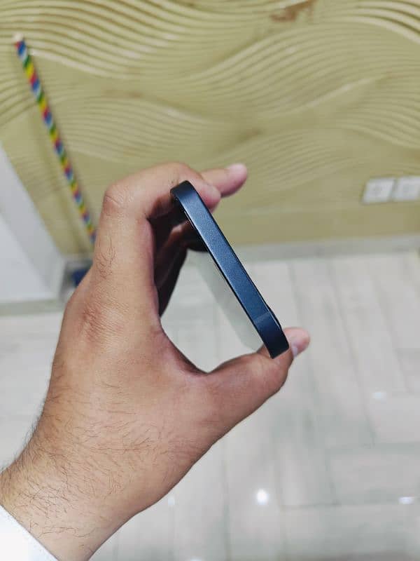 iphone 12 jv 3