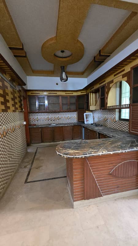 Urgent Sale 200 Sq Yd Ground+1 6