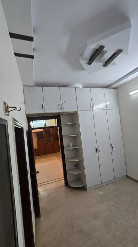 Urgent Sale 200 Sq Yd Ground+1 10