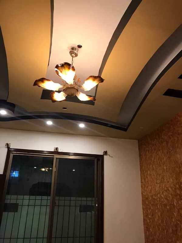 Urgent Sale 200 Sq Yd Ground+1 23
