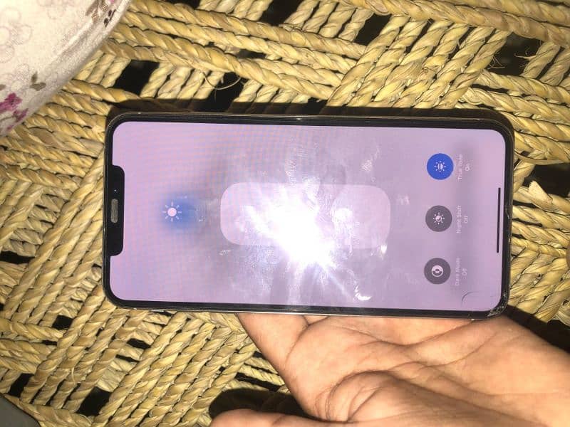iPhone xs Max 6