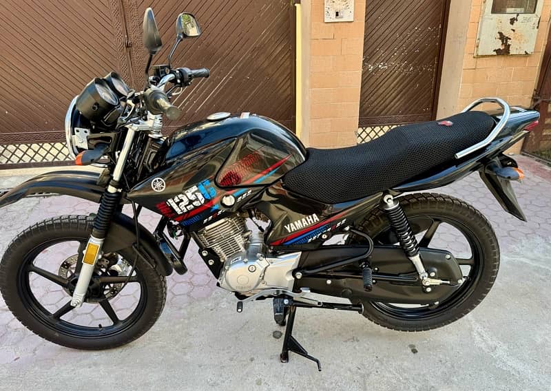 Yamaha YBR 125G 2023 Islamabad Registered 4