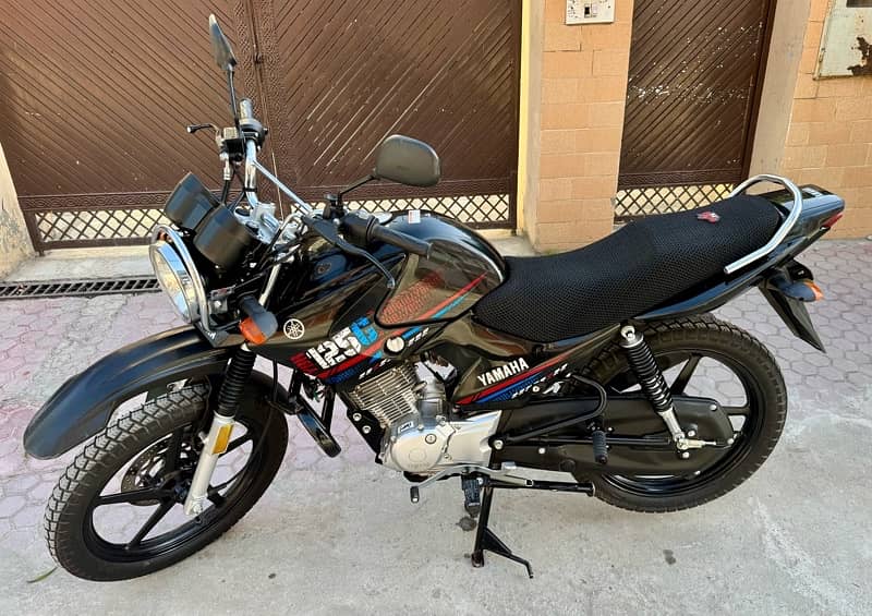 Yamaha YBR 125G 2023 Islamabad Registered 5