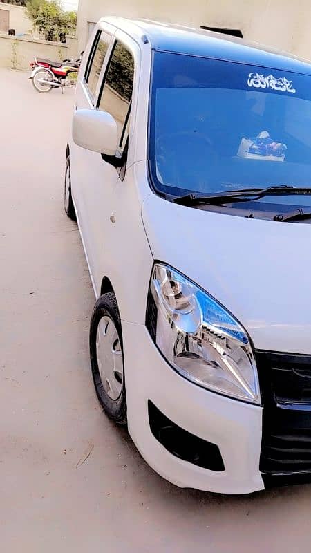 Suzuki Wagon R 2016 1