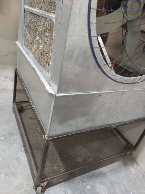 12voult roome cooler all ok new condition with sapply 3