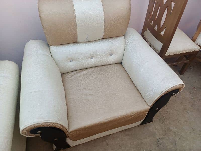 Luxury Sofa Set for Sale" 2. "Modern Sofa Set -Comfortable and Stylish 1