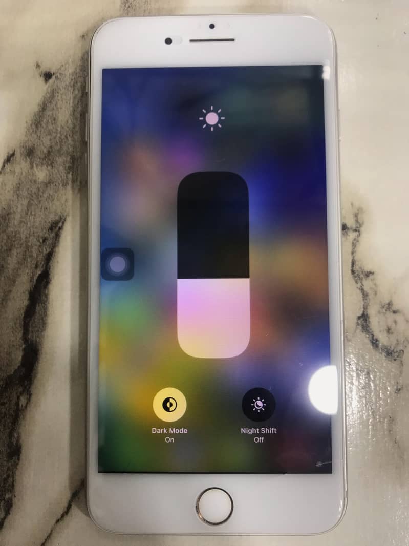 iPhone 8+ pta approved 64 go 2