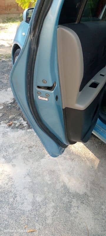 Toyota Vitz 2006/2012 1