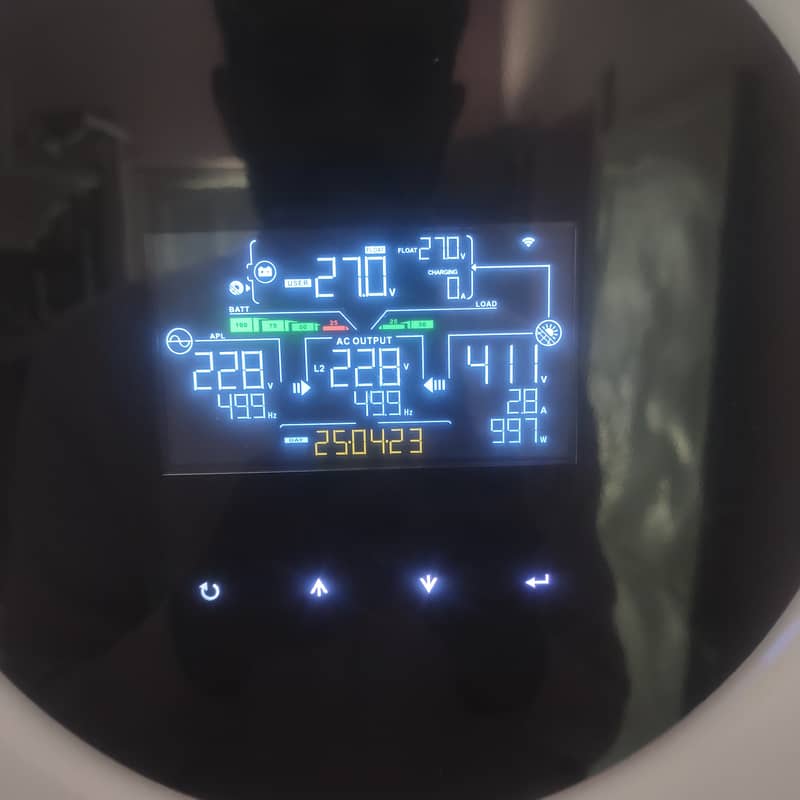 Maxpower Suntronic PV 5000 Pro (under warranty) 1