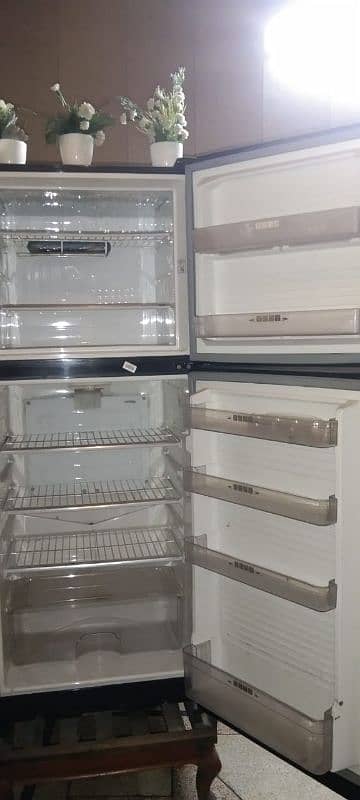 gree ac and Dawlance fridge 10bata 09 condition all ok 4